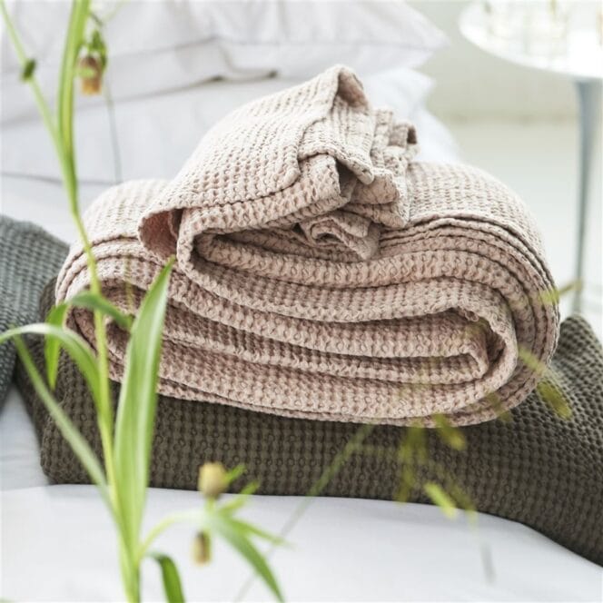 Alba Blossom Chunky Throw