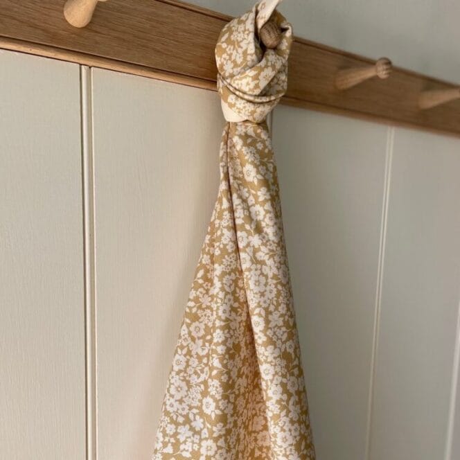 Peony and Sage Sugar Plum Daisy Hay Roman Blind