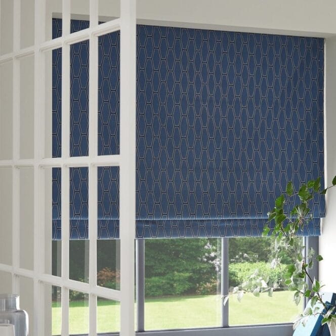 Isamu Delft Roman Blind