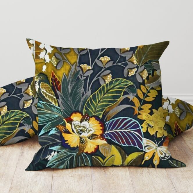 Hidden Paradise Emerald Cushion