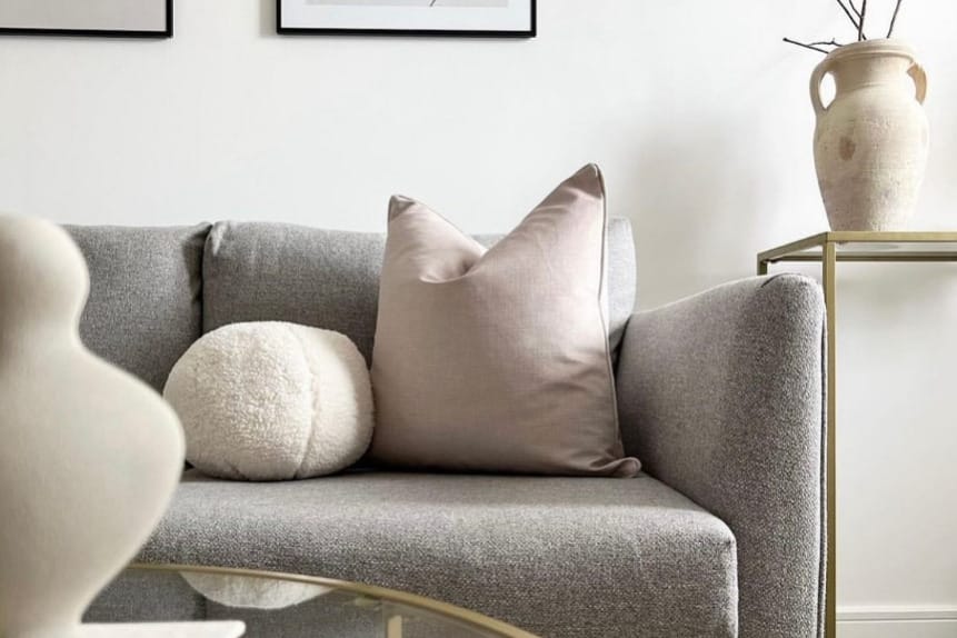 How To Choose New Cushions For Your Sofa