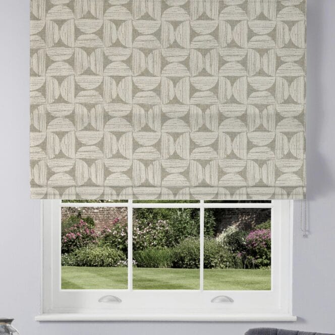 Axel Frost Roman Blind