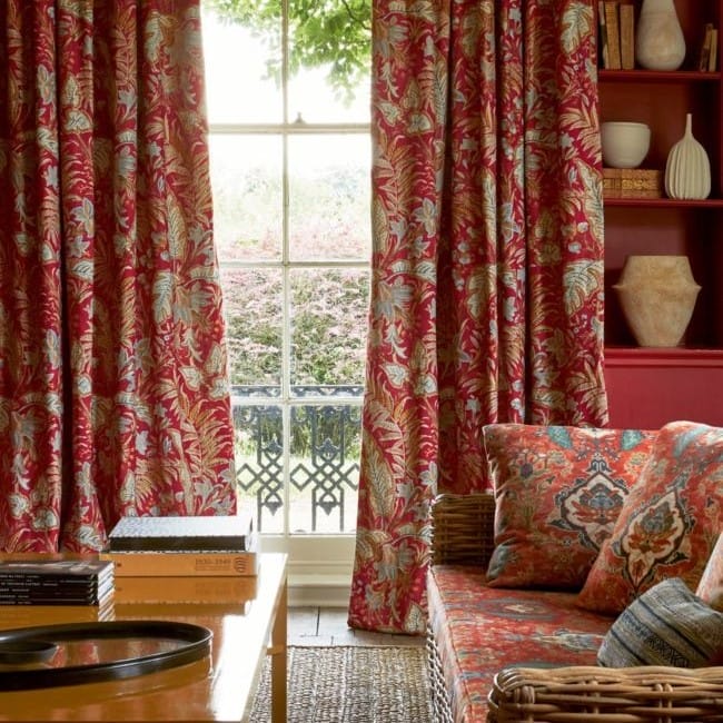 Colefax and Fowler Paisley Leaf Red Curtains